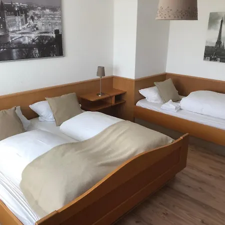 Lindenhof Keulos Guest house 3*