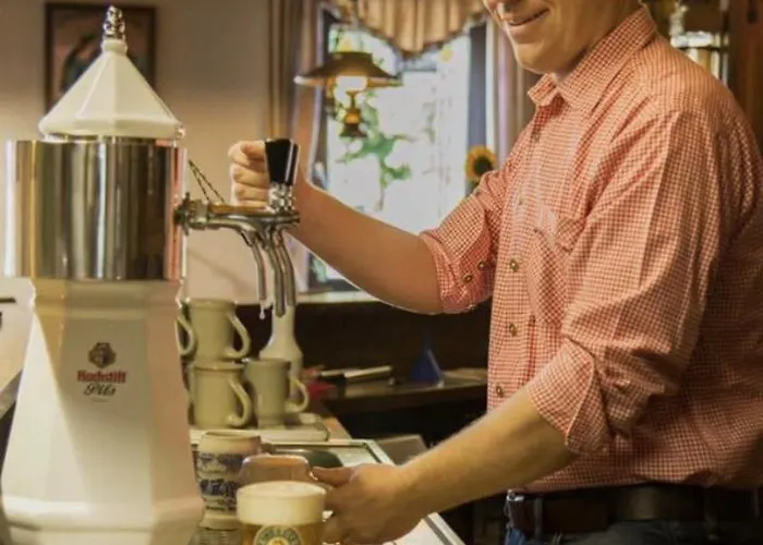 Lindenhof Keulos Affittacamere 3*